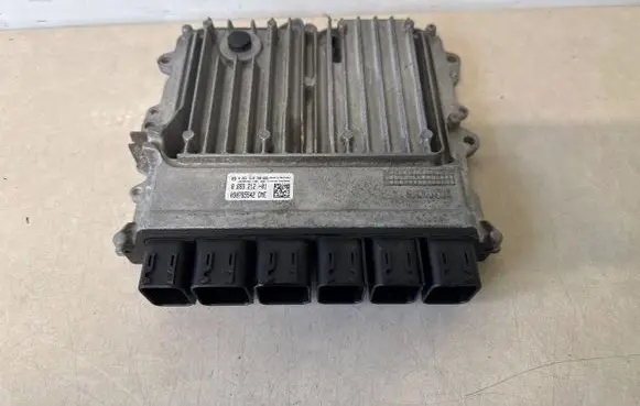 BMW 7 G11 G12 Engine control unit/module 8693212 0261s18706