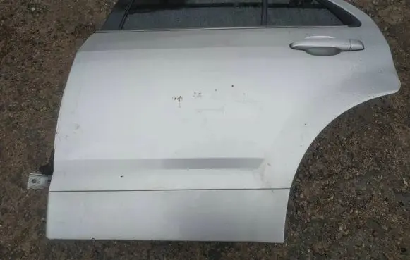 Cadillac SRX Rear door PILKOS
