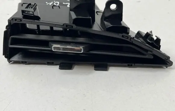 Subaru Forester SL Dash center air vent grill 66110FN02A 1325900001