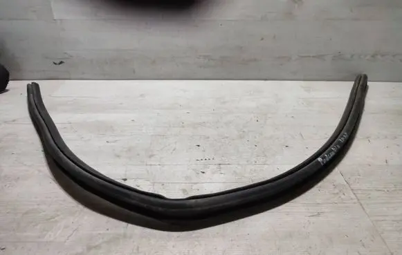 Peugeot 2008 II Engine compartment rubber 
