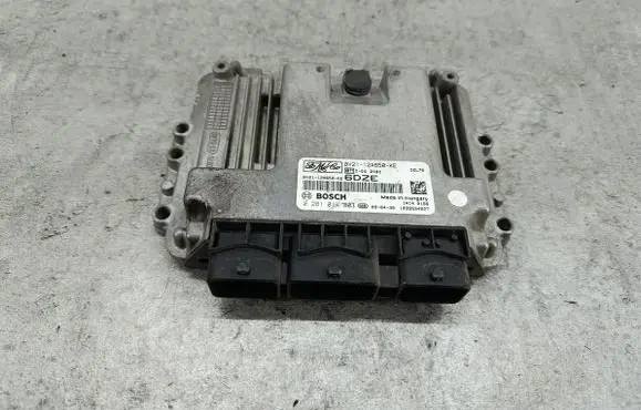 Ford Fiesta Engine control unit/module ECU 8V2112A650KE