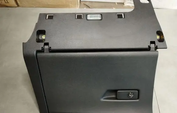 Audi A5 Glove box 8B1857035B