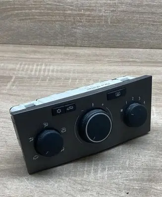 Opel Astra J Climate control unit 13201300