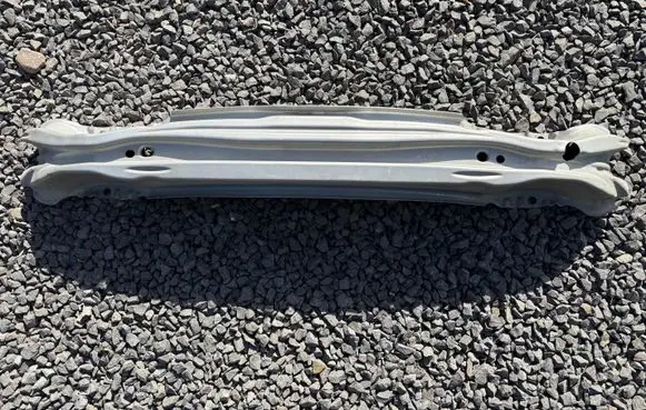 Volvo V40 Rear beam 
