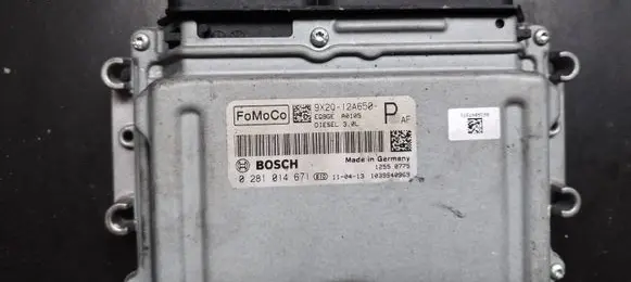 Jaguar XF X250 Engine control unit/module 9X2Q12A650p 0281014671