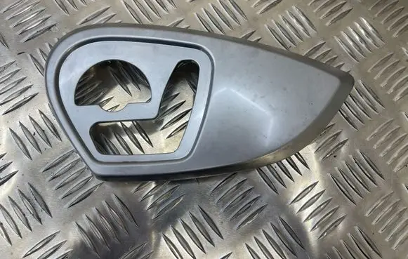 Mercedes-Benz ML W164 Seat trim A6756