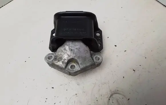Citroen C4 II Engine mount bracket 9636270080 9636845880 9636583980