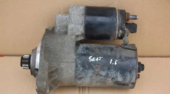 Volkswagen Golf IV Starter motor 105KM