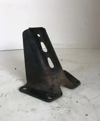 Iveco Daily 35 - 40.10 Engine mounting bracket 500339815