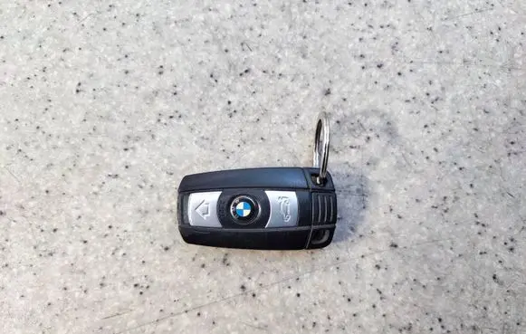 BMW X1 E84 Ignition key/card 698658536 6986585