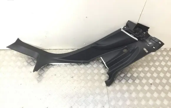 Tesla Model S (C) pillar trim 105449902B