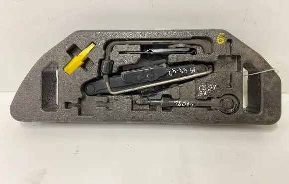 Citroen C5 Tool box A6566 9686887180