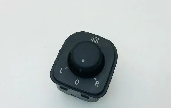 Volkswagen Golf V Wing mirror switch 1K0959565H