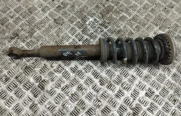 Maserati Ghibli Front shock absorber with coil spring