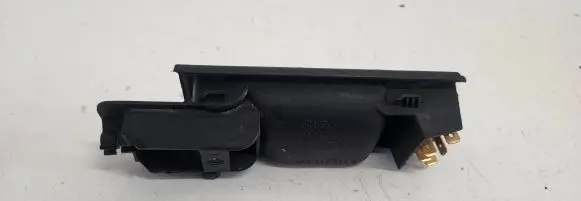Audi A6 S6 C4 4A Front door interior handle 4A0837020C
