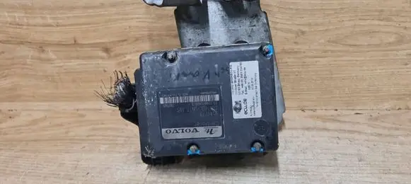 Volvo S70 V70 V70 XC ABS Pump 9140773 9140254