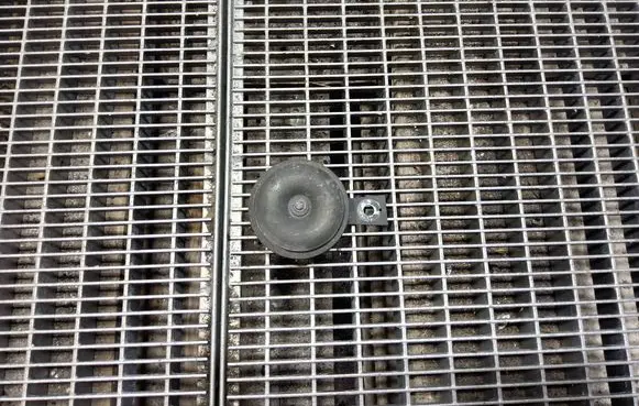 Nissan Elgrand Horn signal E9014020