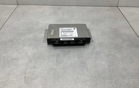 Jeep Grand Cherokee Gearbox control unit/module P05150734AC