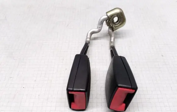 Seat Ibiza III (6L) Rear seatbelt buckle 6Q0857488B