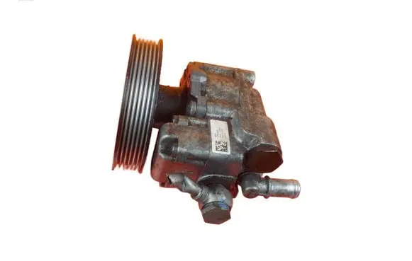 BMW 5 E60 E61 Power steering pump 678084803 N47D20A
