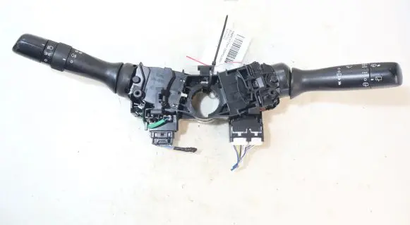 Toyota Yaris Light switch
