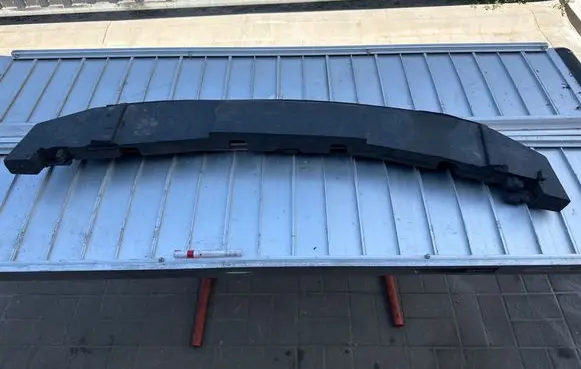 Toyota C-HR I Front bumper foam support bar 52618F4020