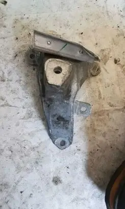 Audi A4 S4 B8 8K Engine mounting bracket 8K0199308BG