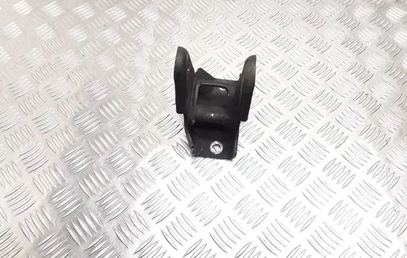 Hyundai Santa Fe Engine mounting bracket