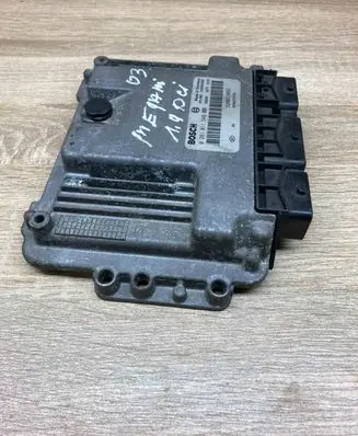 Renault Scenic III - Grand scenic III Engine control unit/module ECU 8200310863 0281011549