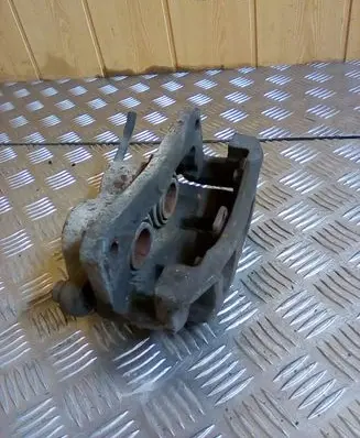 KIA Carnival Front brake caliper