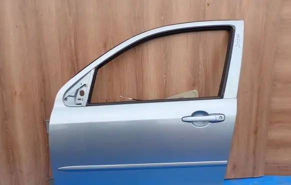 Mazda 2 Rear door