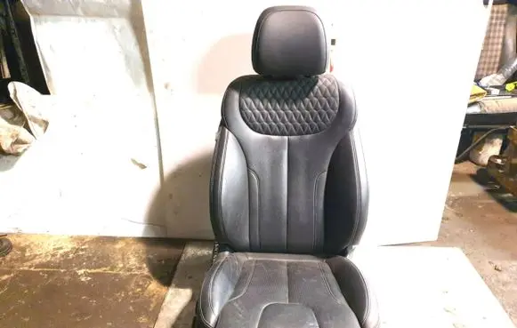 Hyundai Santa Fe Front passenger seat 