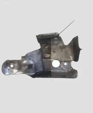 Jaguar XE Heat shield in engine bay G4D39A462DA