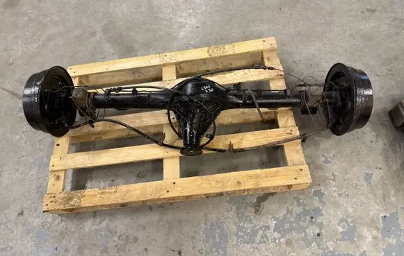 Mitsubishi L300 Rear axle beam 