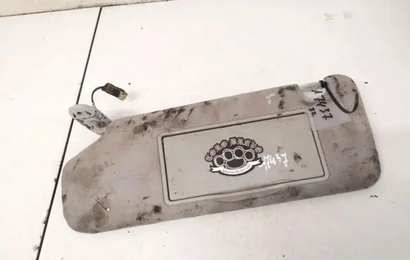 Toyota Avensis T250 Sun visor