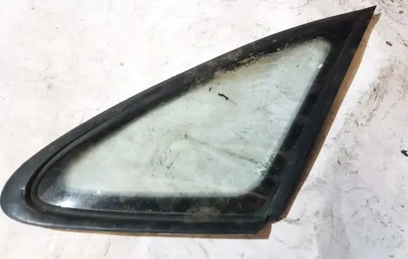 Mazda 626 Rear side window