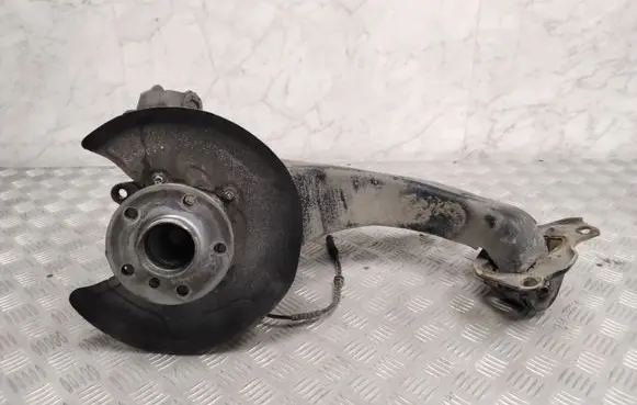 BMW 2 F45 Rear wheel hub 6851579