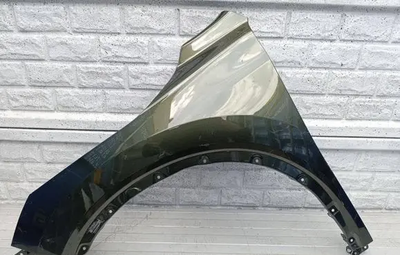 Lexus RX V Fender