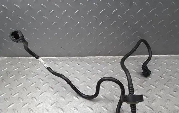 Citroen C5 Aircross Vacuum line/pipe/hose 9813095080