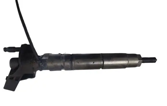 Jeep Grand Cherokee (WK) Fuel injector A6420701387 0445115064
