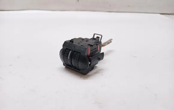 Volkswagen Polo III 6N 6N2 6NF Other switches/knobs/shifts 6X0941333A