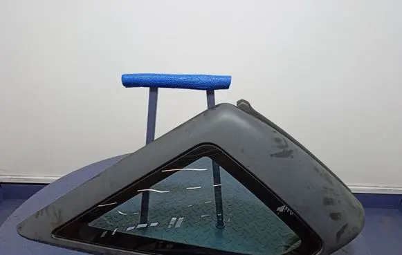 Land Rover Freelander Rear side window 
