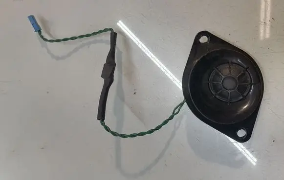 BMW 5 F10 F11 Parcel shelf speaker 9175696
