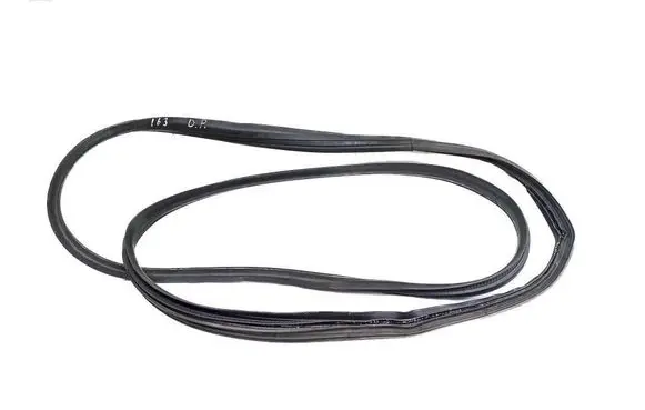Mercedes-Benz ML W163 Front door rubber seal 