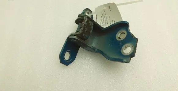 Suzuki Vitara (LY) Front door upper hinge