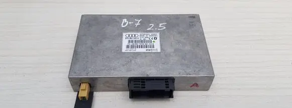Audi A4 S4 B7 8E 8H Bluetooth control unit module 8P0862335D 3GJU00051C