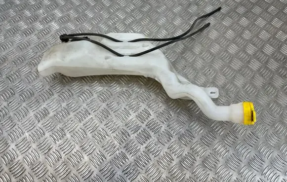 Renault Megane IV Windshield washer fluid reservoir/tank 289107594R