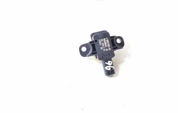 Mercedes-Benz A W176 Airbag deployment crash/impact sensor A1668210351