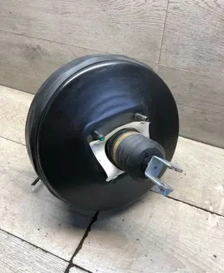 Mercedes-Benz ML W164 Brake booster A1644301130 26785909494