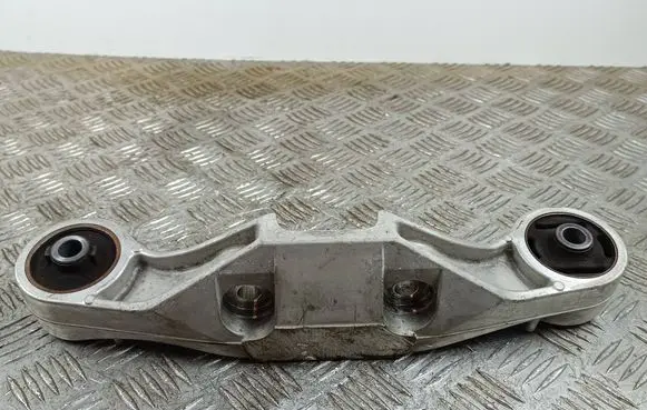 Subaru Forester SK Rear differential mounting bracket 2311102051